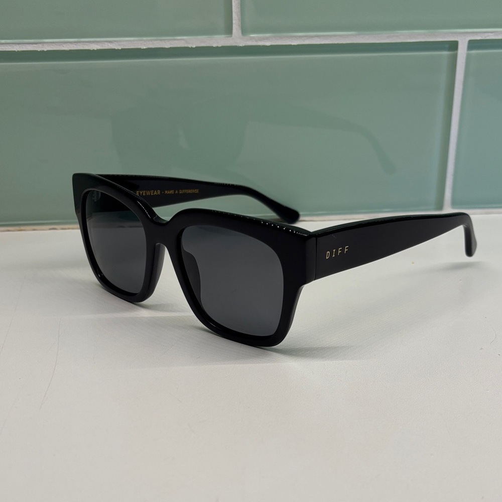 DIFF Polarized Sunglasses